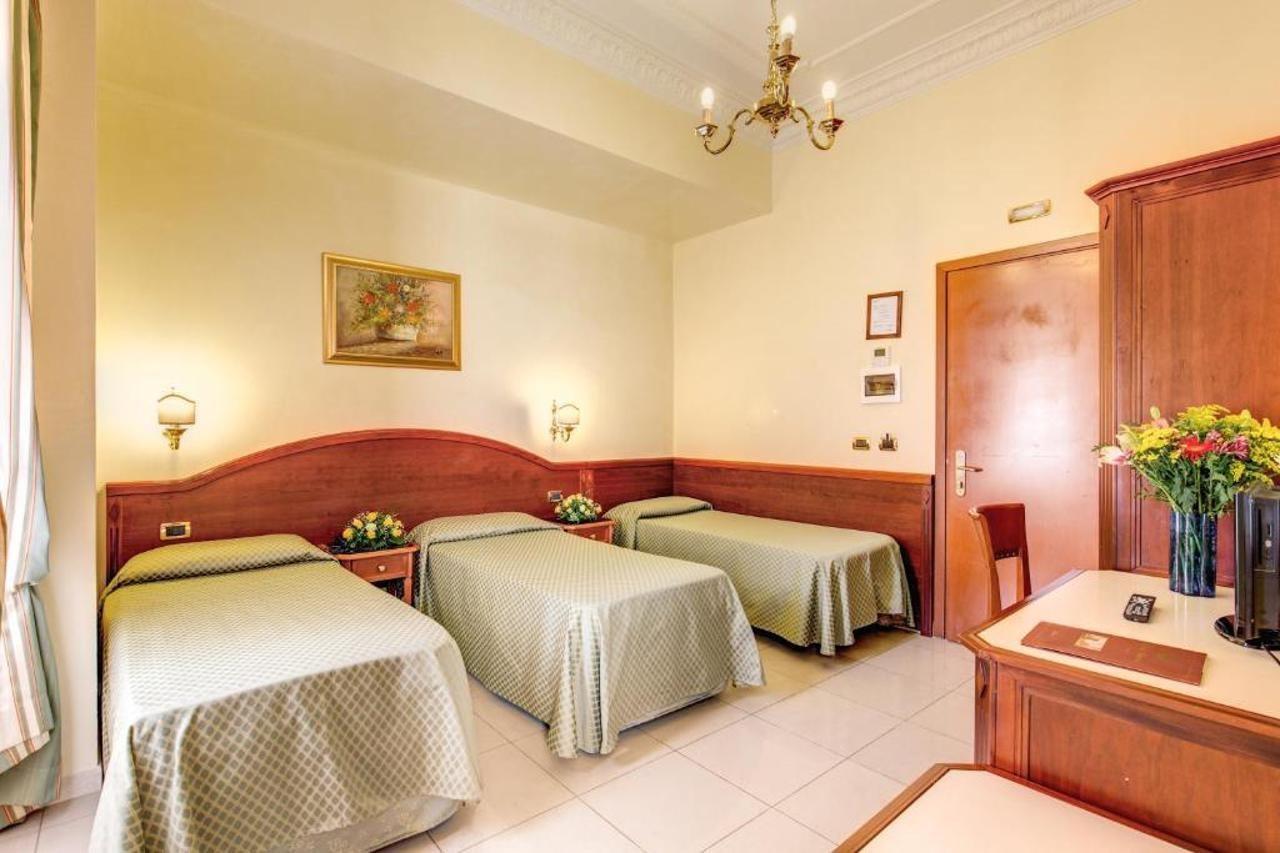 Hotel Contilia Rom Exterior foto