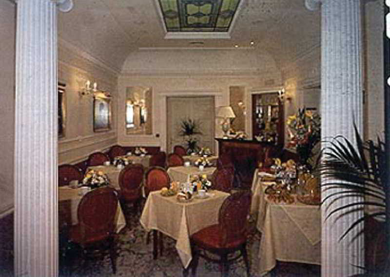 Hotel Contilia Rom Exterior foto